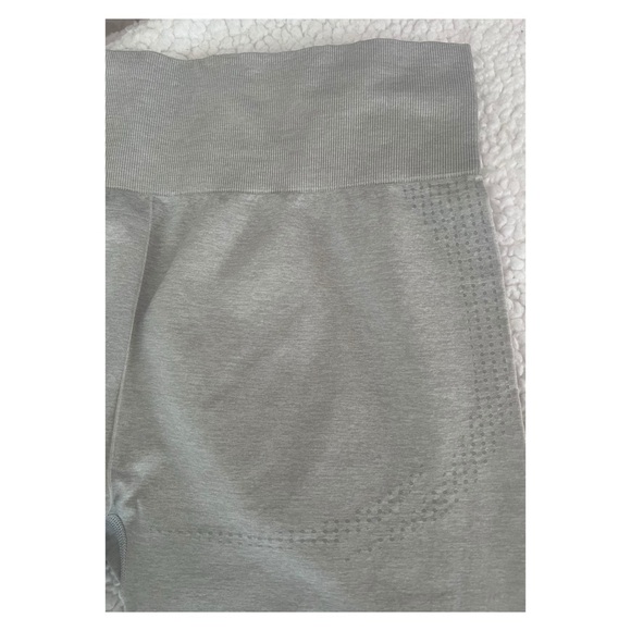 GYMSHARK Vital Seamless leggings size XL- excellent condition. - Picture 3 of 4